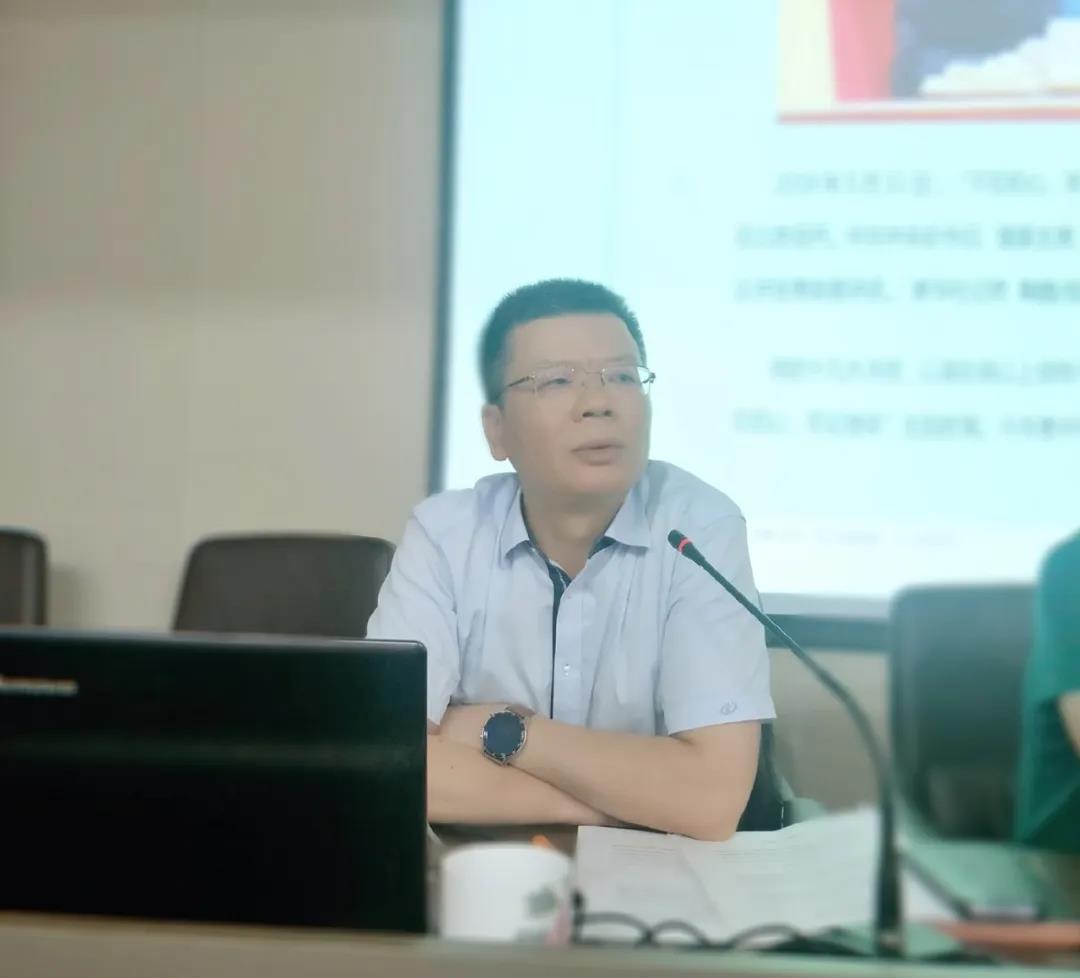 热烈庆祝建党99周年，十大买球的正规网站_买球赛(中国)官方网站
组织全体骨干召开“不忘初心、牢记使命”主题教育活动